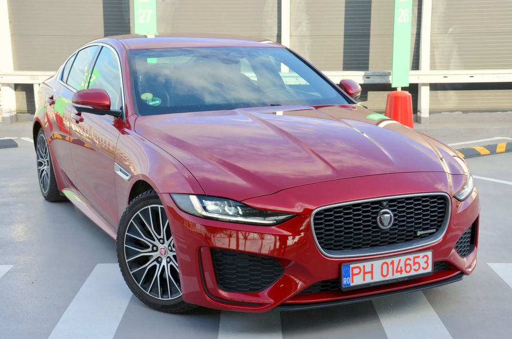 Jaguar XE D200 RWD MHEV R-Dynamic HSE 2021