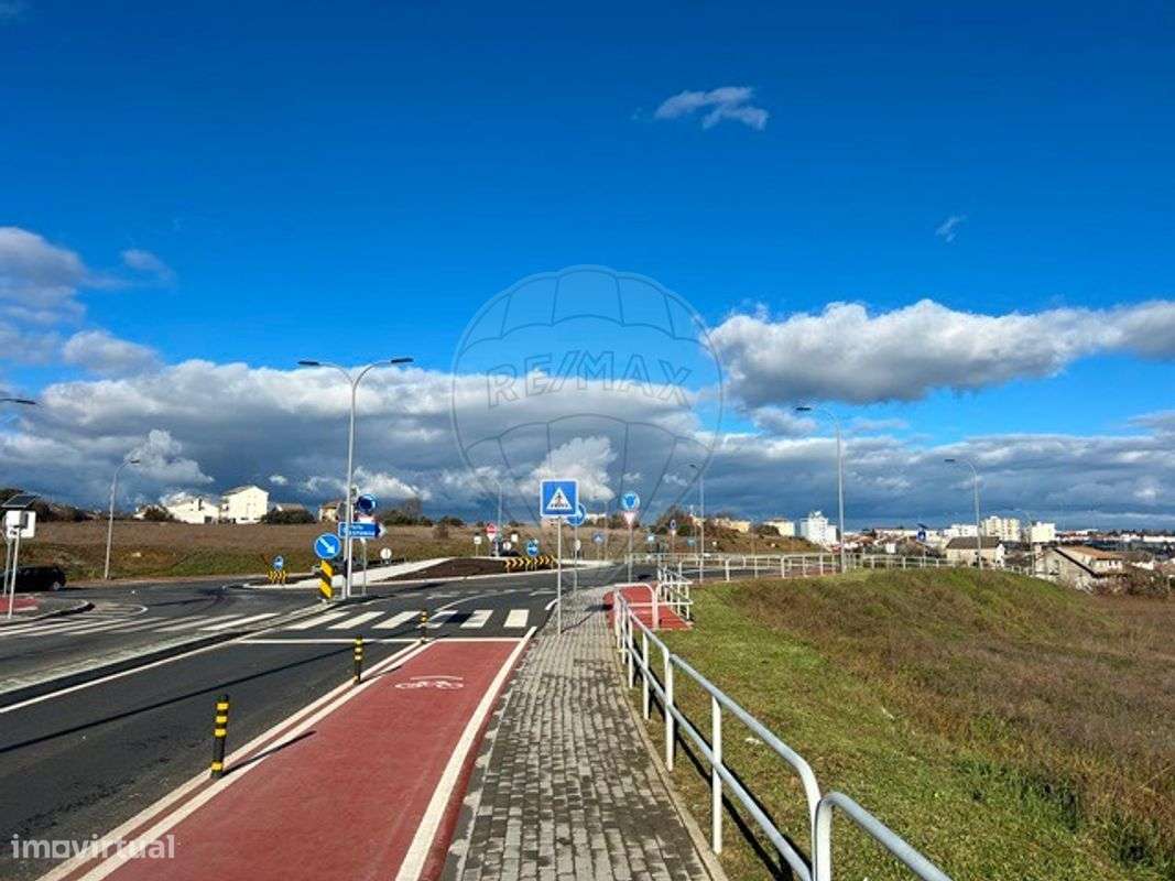 Terreno  para venda - Grande imagem: 2/7