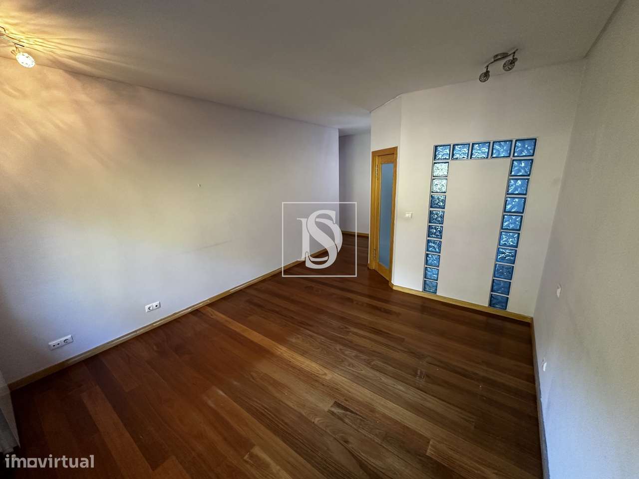 Moradia Isolada T5 em Monção-35