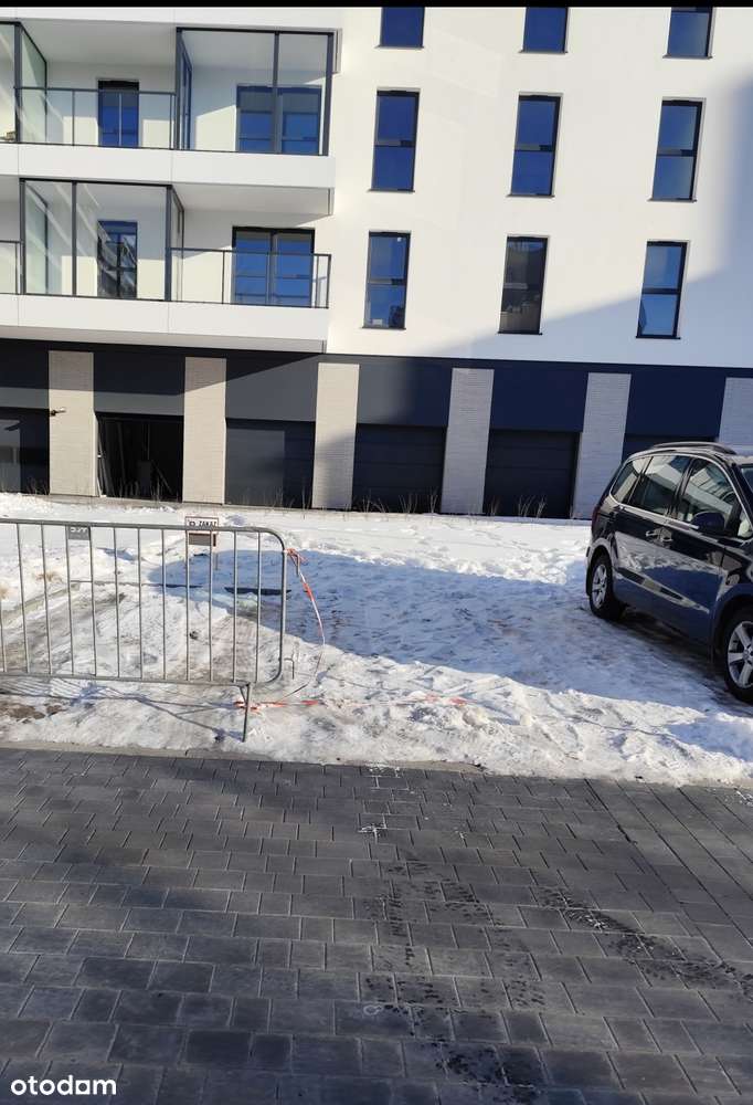 Miejsce postojowe naziemne Mikołajczyka, Jana Nowaka Jeziorańskiego
