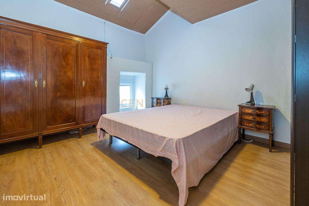 Moradia T2 no Típico Bairro do Quebedo, Charme e Tradicional no Coraçã-15