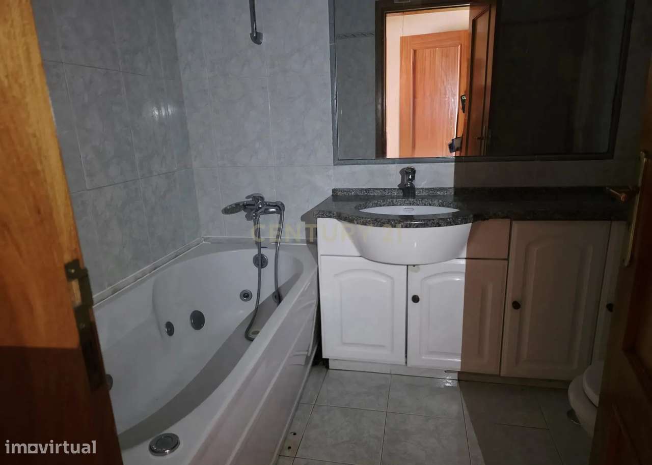 Apartamento T3 com garagem, em São Domingos de Rana, Cascais-20