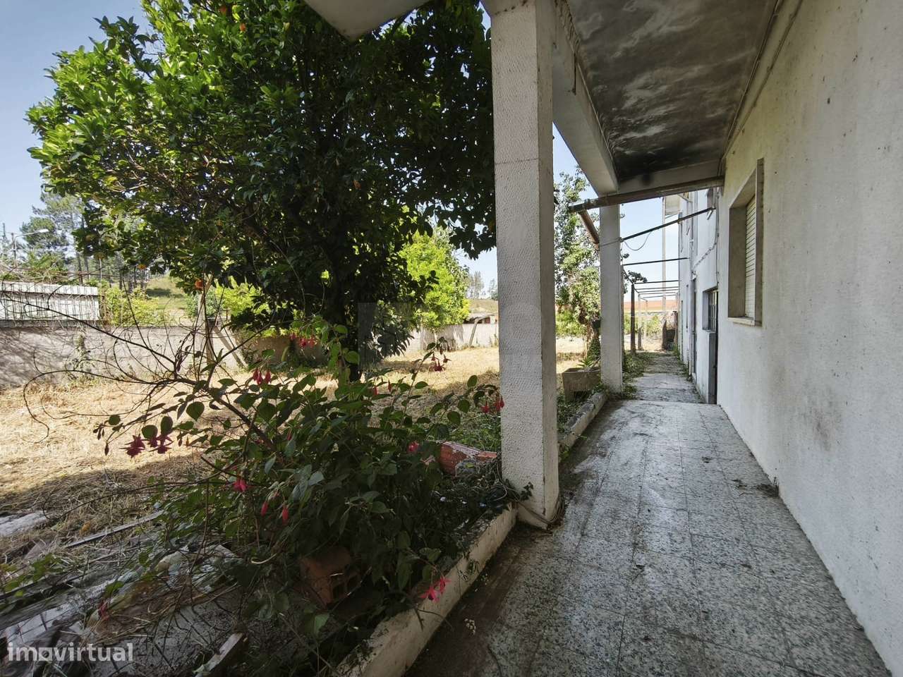 Duas Moradias em Terreno Urbano de 1.000 m² - centro da Lousã-10