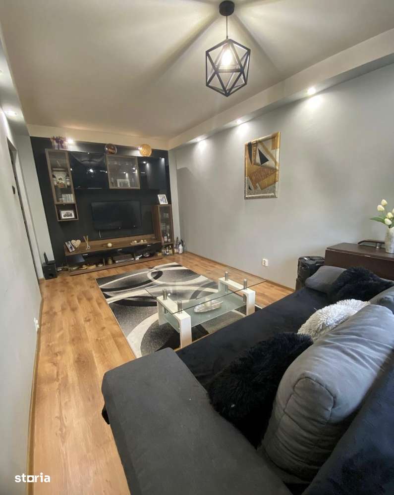 Apartament 3decomandate Craiovita p/4 cu centrala - Imagine principală: 2/7