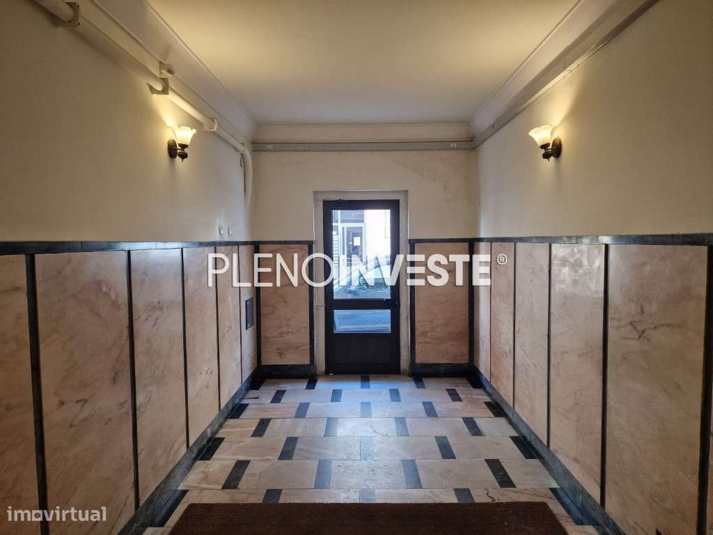 T2 com boas áreas no Seixal-19