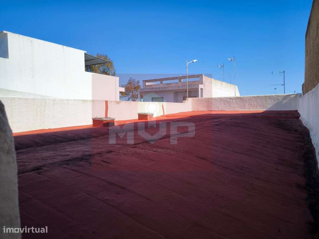 Moradia T2 no centro da Fuseta-30