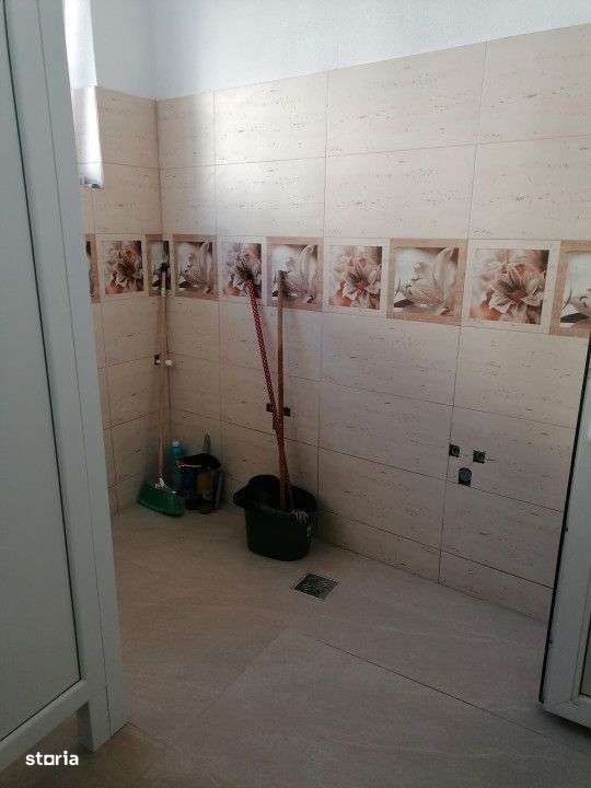 Spatiu comercial, Central, Pitesti - Imagine principală: 4/19