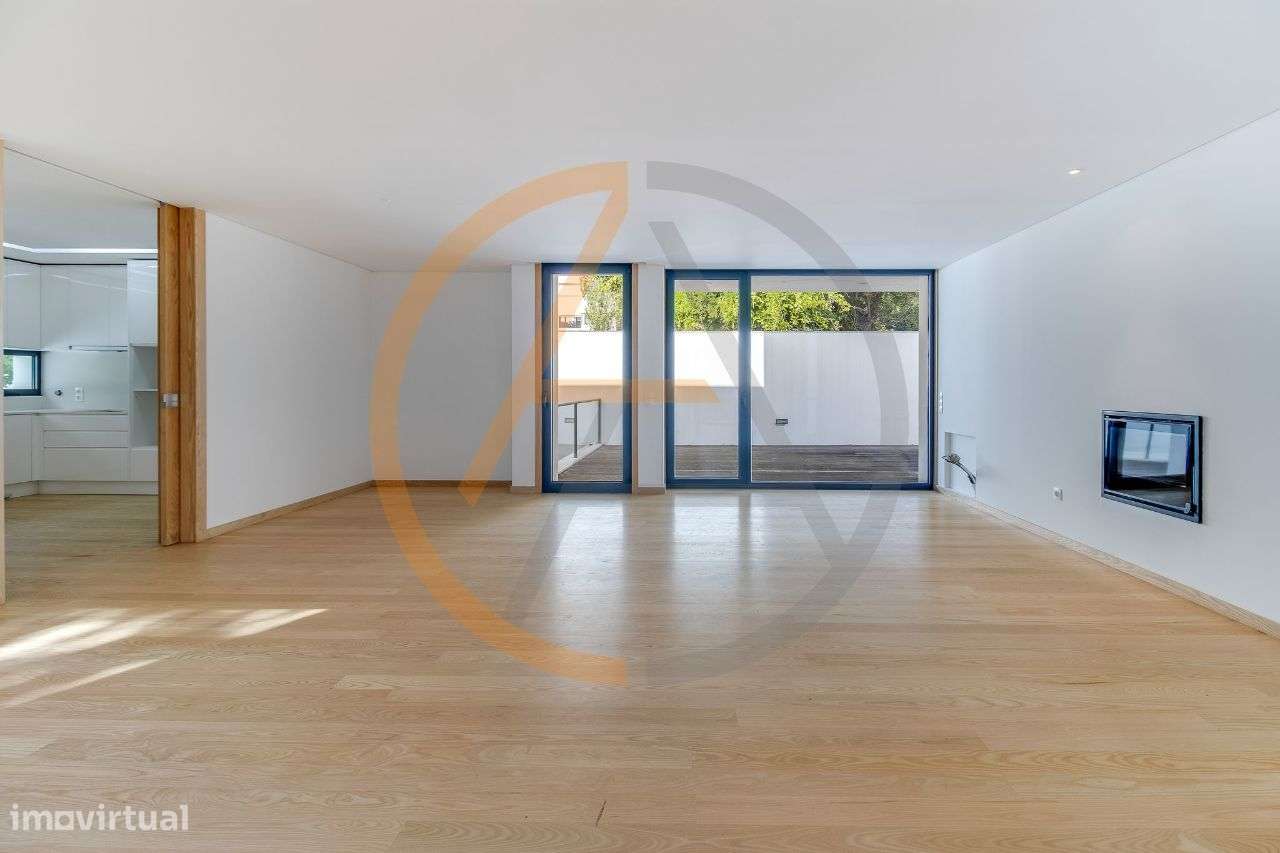 Moradia T4 Nova com Piscina | Foz do Douro-7