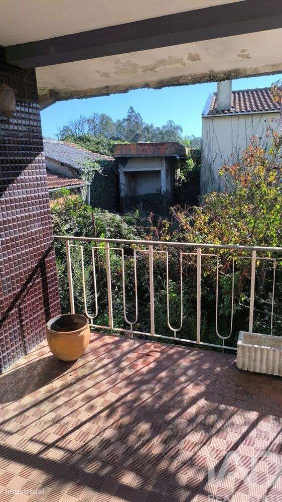 Moradia isolada T3 em São Martinho da Gândara de 255 m2 - Grande imagem: 5/26