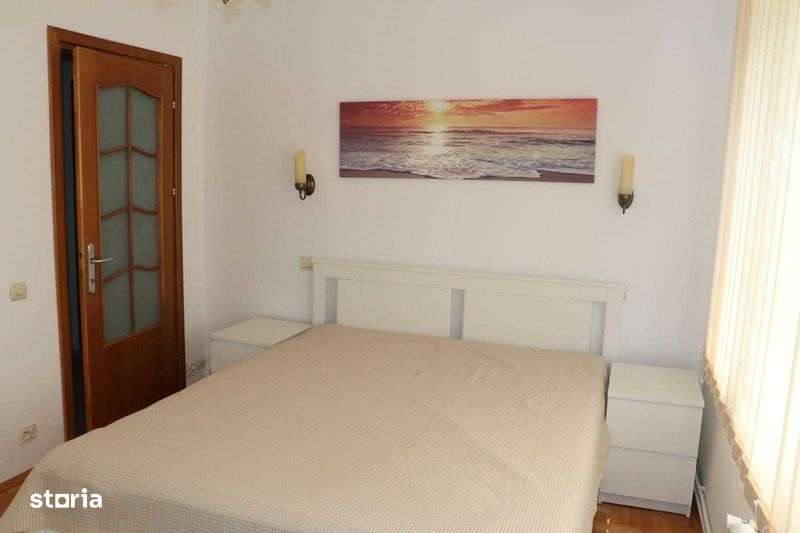 Inchiriez apartament 3 camere George Enescu Suceava 80 mp 520 EUR - Imagine principală: 4/8