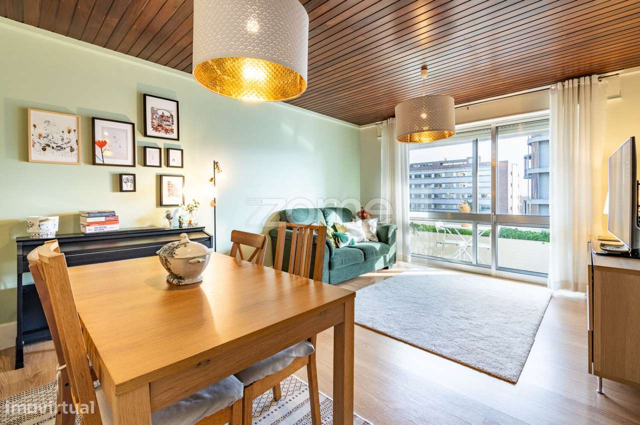 T3+1 totalmente renovado no coração da Maia - Praça Almada Negreiro... - Grande imagem: 2/32