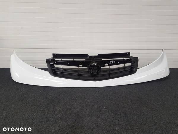 GRILL ATRAPA ZDERZAKA OPEL VIVARO 2007-2014 - 1