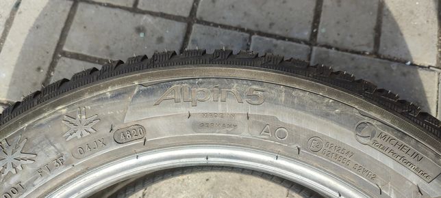 alt