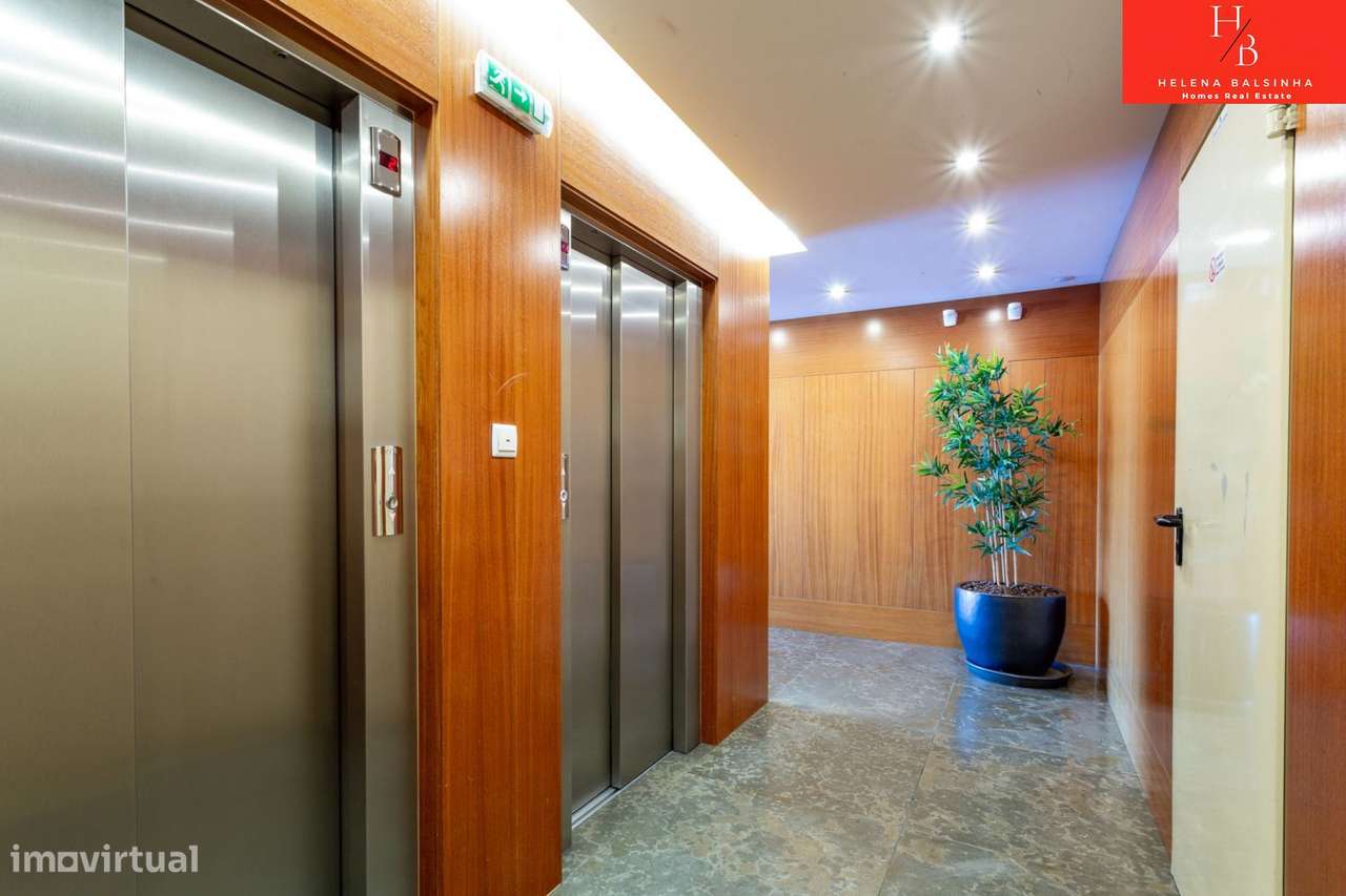 Excelente Apartamento T2 com 3 Parqueamentos nas Colinas do Cruzeiro-30