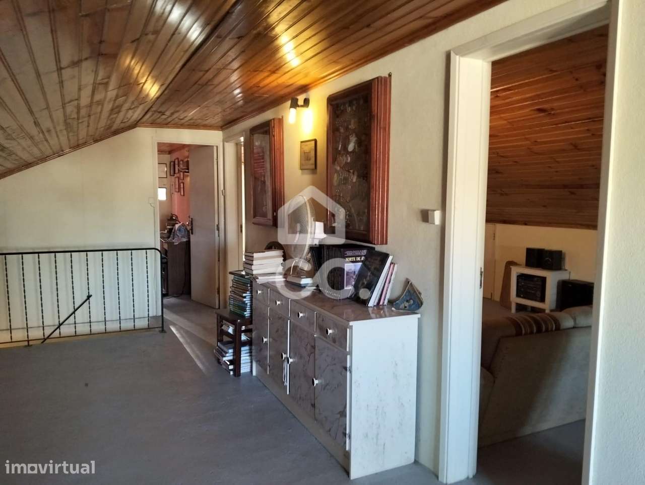 Moradia T5 inserida em lote de 376 m²-29