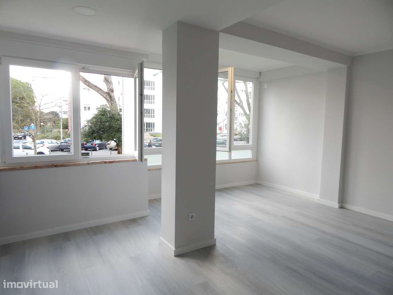 T2 Renovado na Figueirinha- Oeiras-3