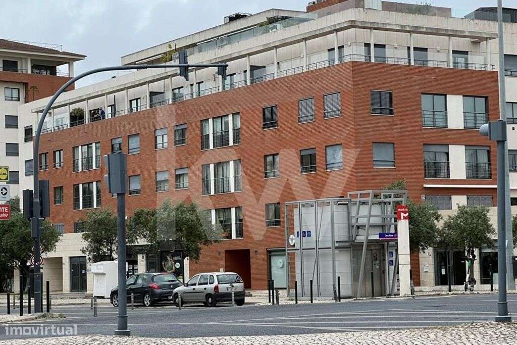 Espaço comercial na Avenida de Pádua - Grande imagem: 2/14