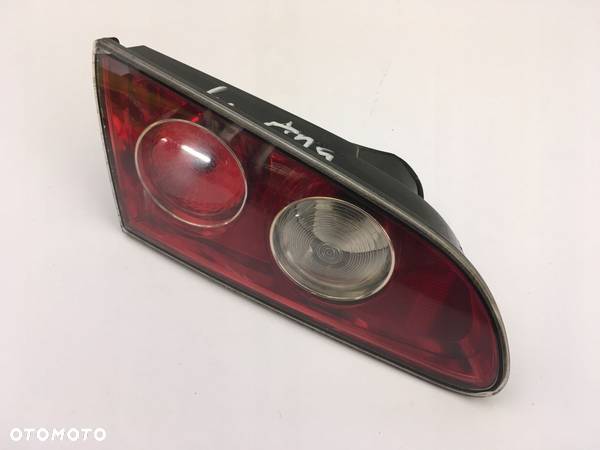 SEAT CORDOBA II Sedan Lampa tył tylna w klapę L - 8