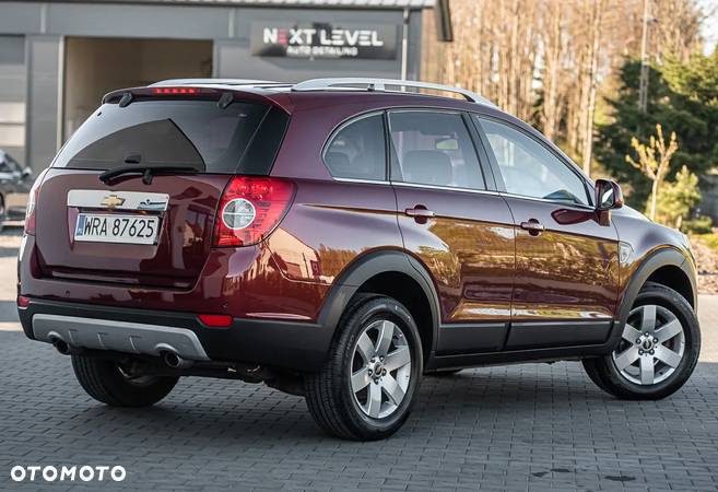 Chevrolet Captiva 2.0 2WD 5 Sitzer LS - 13