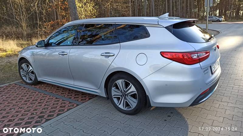 Kia Optima Plug-in Hybrid - 4