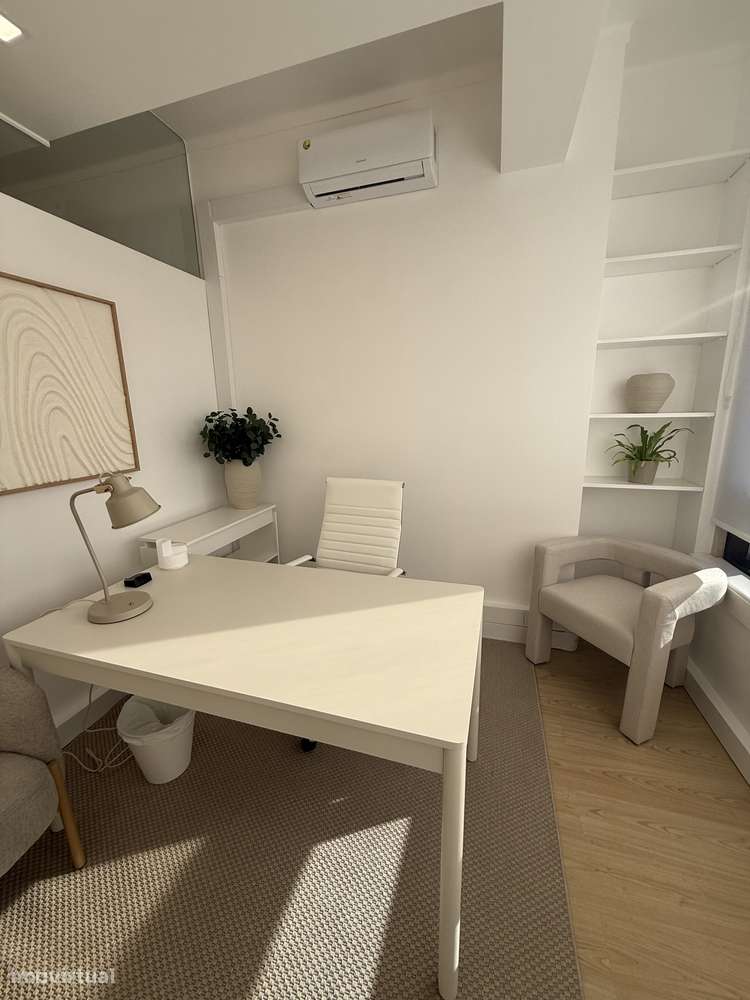 Arrendamos Sala em Escritório e Domiciliações - Grande imagem: 1/5