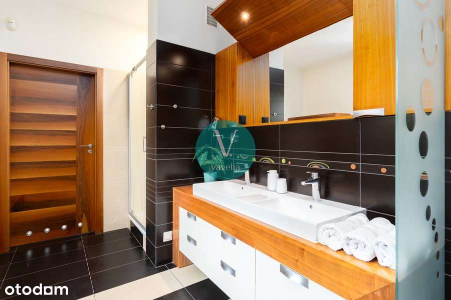 5-pok. • z zadbanym ogrodem na Woli Justowskiej • 179,5 m²-16