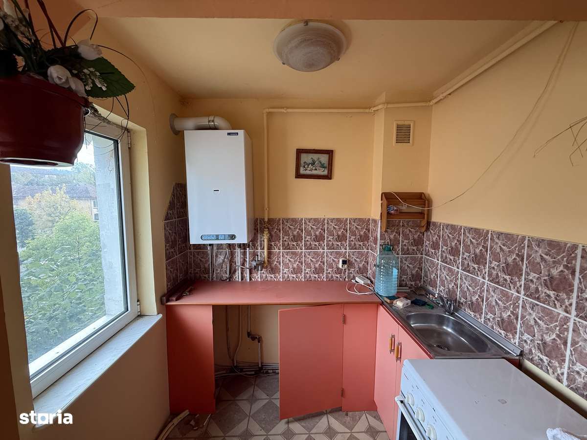 3 Camere Teatru etaj 3 Ocupabil Imediat 2.0 - Imagine principală: 4/9