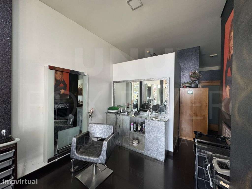 Loja - Destinada a Serviços - Abelheira, Viana do Castelo - Grande imagem: 2/14