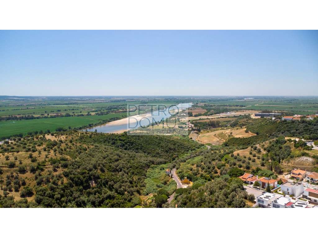 MORADIA T4 EXCLUSIVA COM VISTA DESLUMBRANTE SOBRE O RIO TEJO E A LE...-31