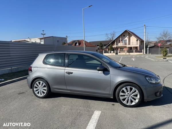 Volkswagen Golf - 3