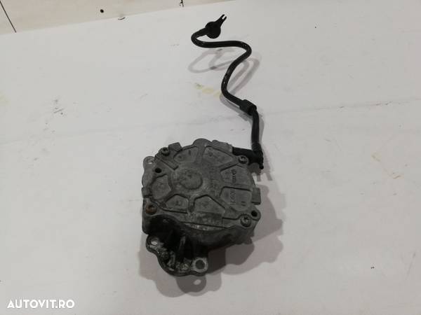 Pompa vacuum Vw Golf 6 / Passat B7 / Skoda Octavia 2 / Tiguan 2.0 TDI EURO 5 cod 03L145100 An 2009 2010 2011 2012 - 5