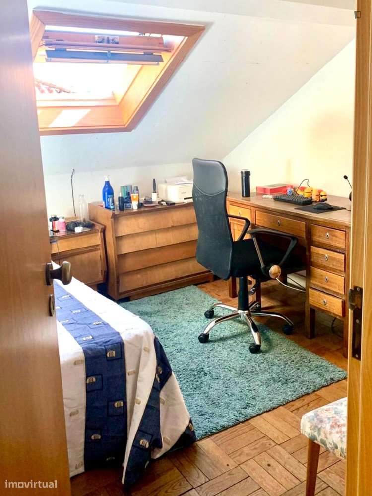 Quarto - localizado em Bairro do Sol Coimbra - Grande imagem: 4/10