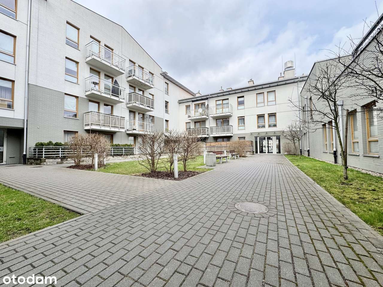 Przestronne i ciche 3-4 pokoje gotowe do zamieszkania | Zielona Italia-13