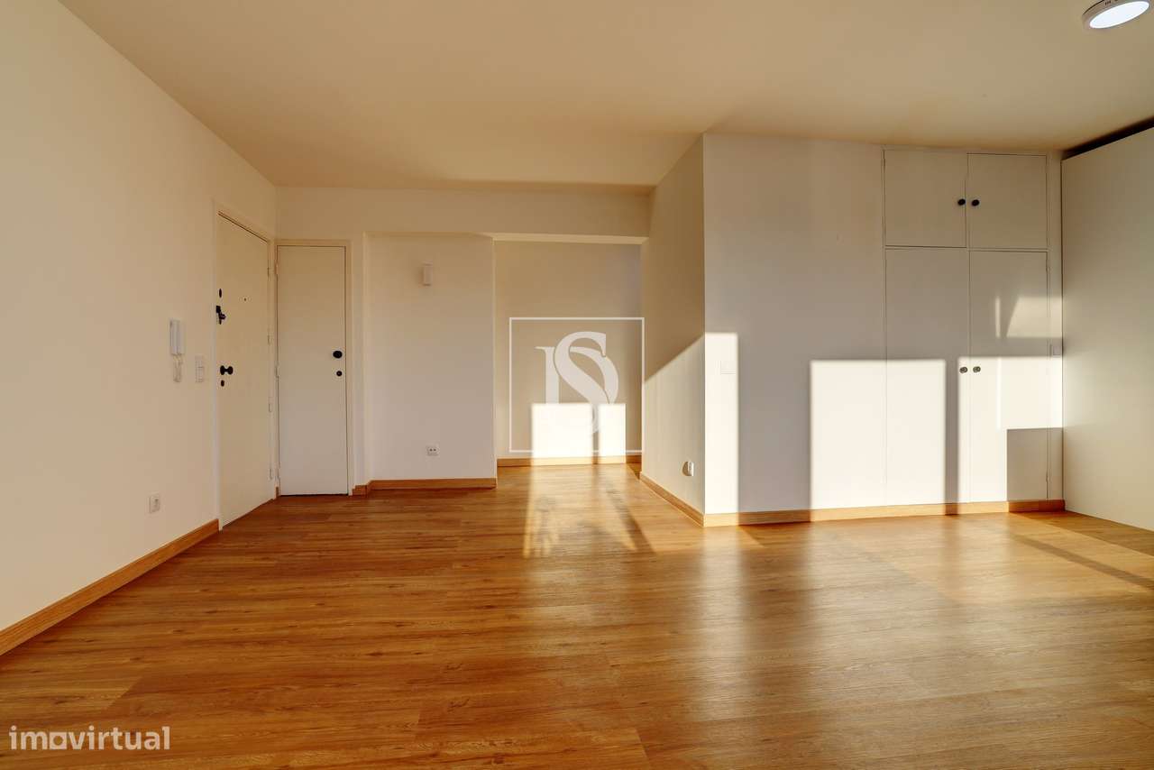 Apartamento T3 totalmente renovado, em Matosinhos.-13