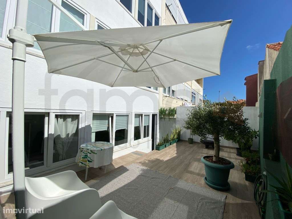 T2 Remodelado Com Terraço Alto da Parede - Grande imagem: 4/20