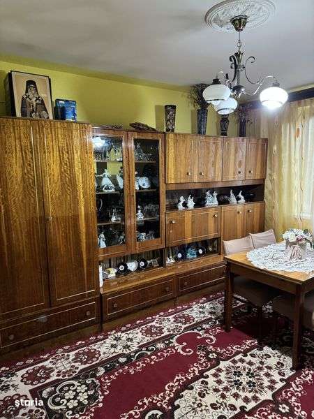 Apartament 2 camere + parcare + garaj, etaj 2, Micro 2, Materna - Imagine principală: 4/8