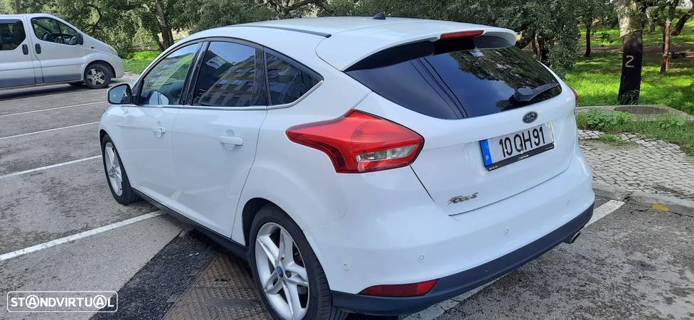 Ford Focus 2.0 TDCi Titanium - 2