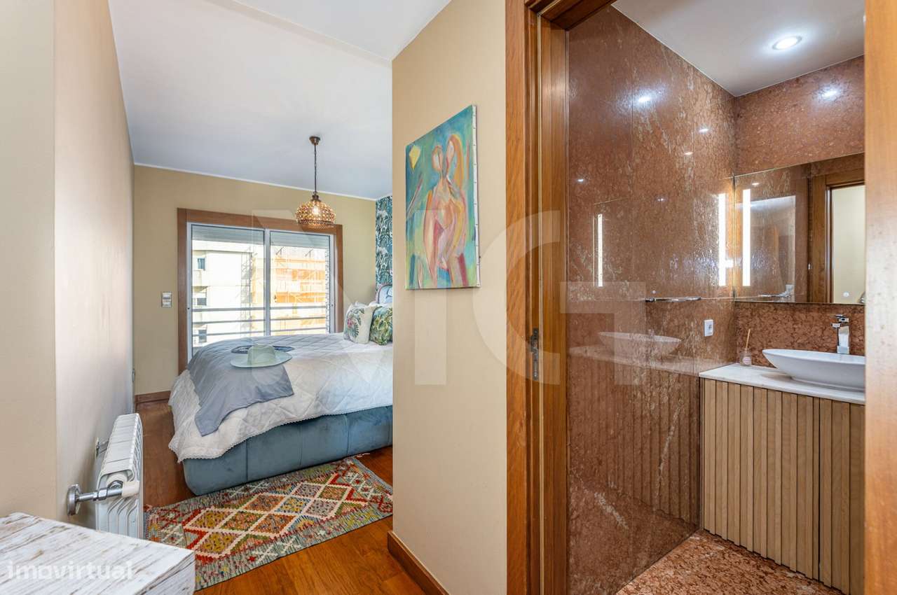 T3 Centro Matosinhos,Condomínio fechado,com varandas, garagem,arrumos-29