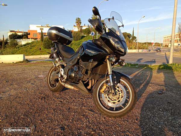 Triumph Tiger - 1