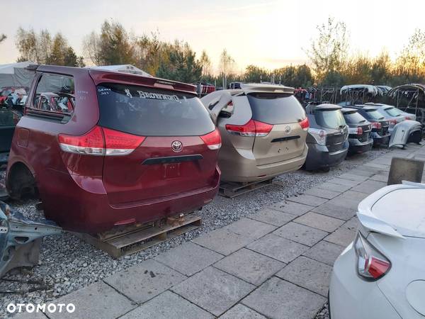 Toyota Auris I LIFT kompletny przód zderzak maska - 14