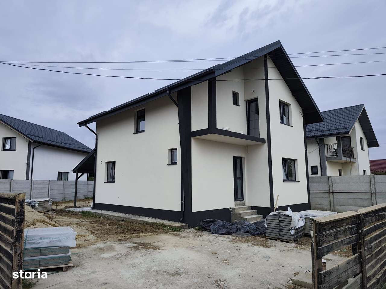 FARA COMISIOANE casa 5 camere 2 bai P+E+pod terasa beci camera tehnica-0