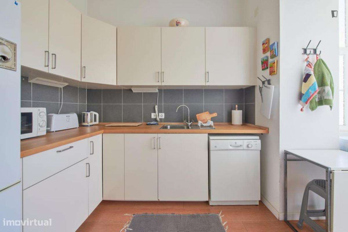 Quarto - localizado em Entrecampos Lisbon - Grande imagem: 3/11