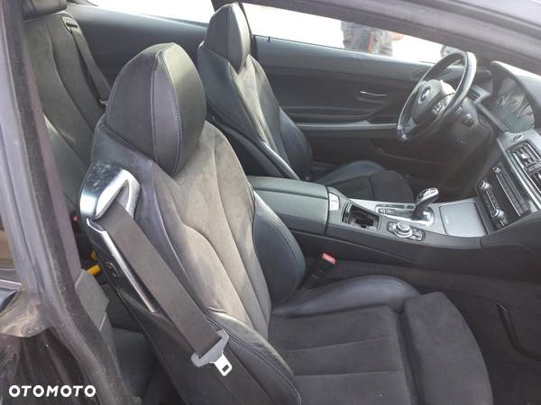 BMW Seria 6 650i xDrive - 14