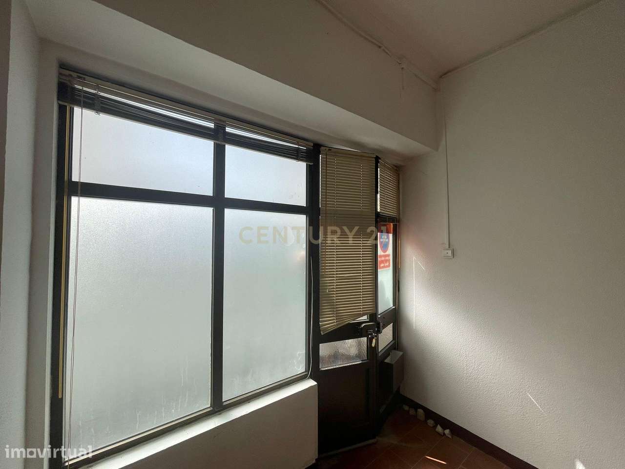 Loja para Arrendamento em Algés - Grande imagem: 4/14