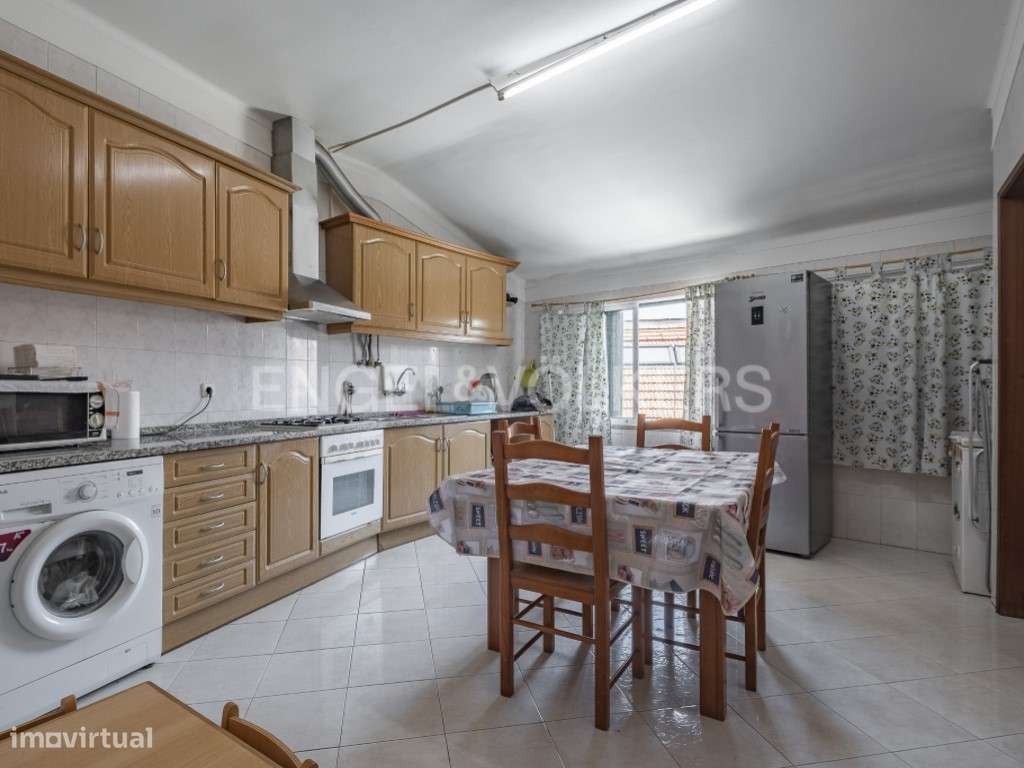 Excelente prédio para investimento no Beato - Grande imagem: 3/51