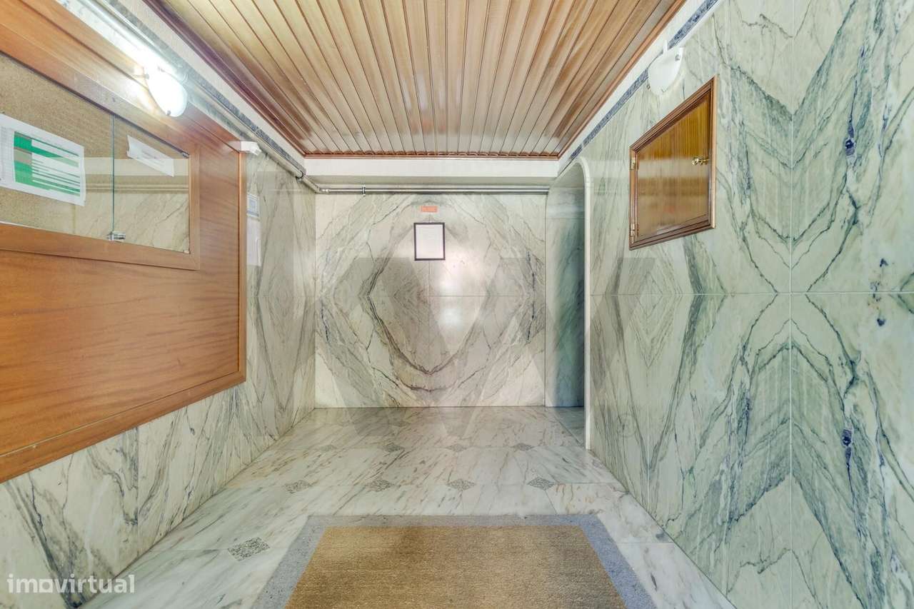 EXCELENTE APARTAMENTO T1 EM MONTE ABRAÃO-16