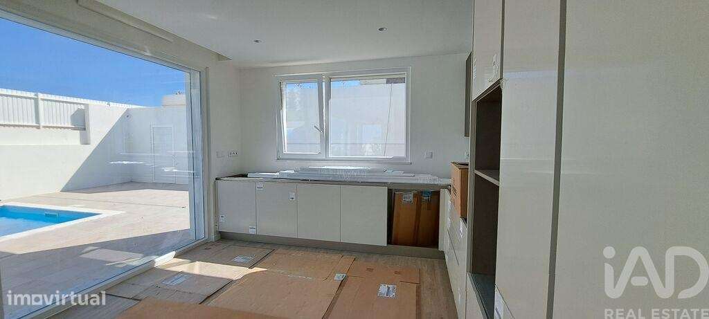 Casa / Villa T3 em Lourinhã e Atalaia de 120,00 m2 - Grande imagem: 5/11