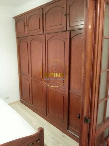 De vanzare 2 camere zona Tepes Voda-2