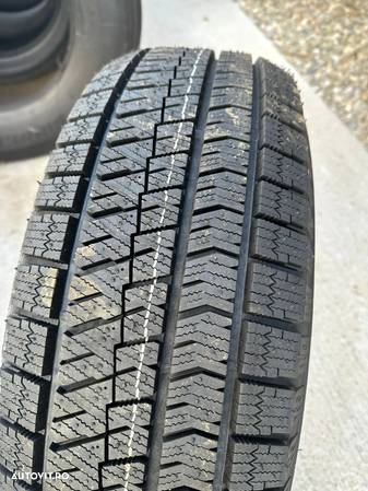 Anvelope noi iarna Bridgestone 225/60 R17 99H ice - 2