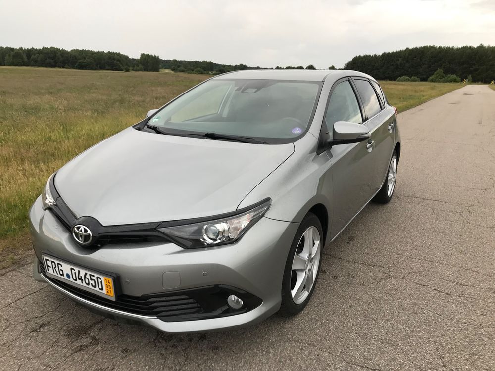 Toyota Auris II 1.2 Turbo Team Deutschland 2018